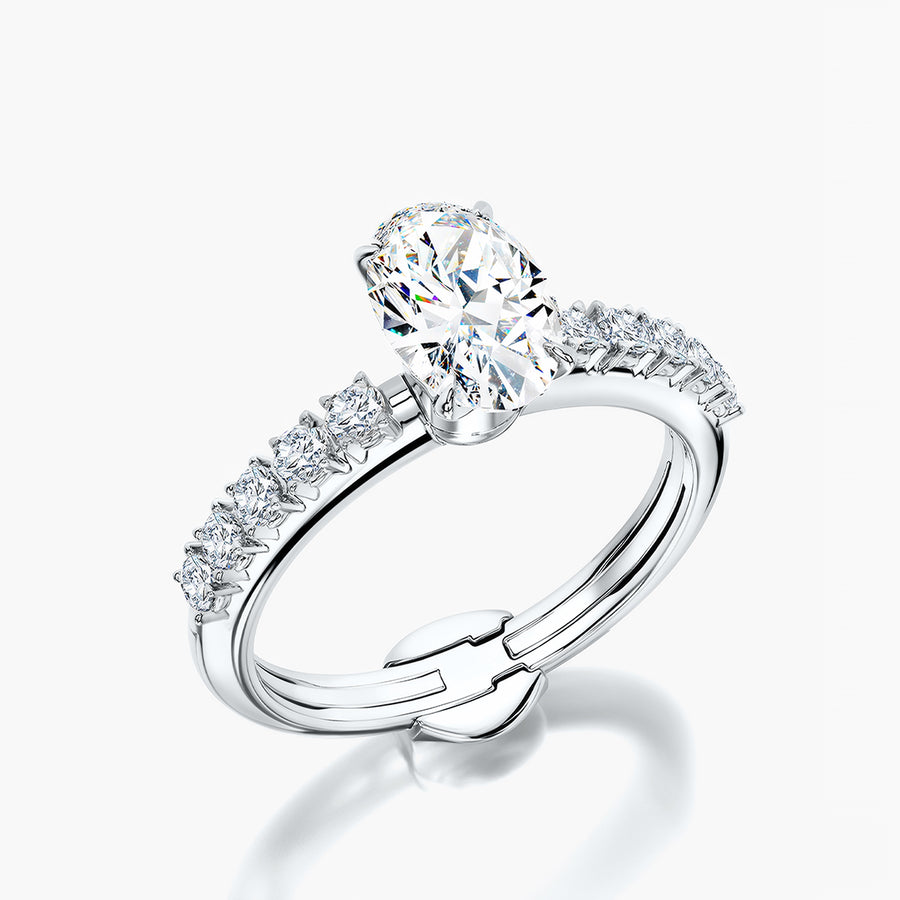 Side Stone TRing & Oval Classic 1.0ct
