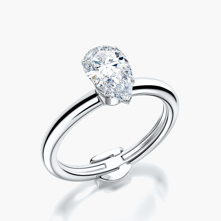 Rounded TRing & Pear Fantasy 1.0ct