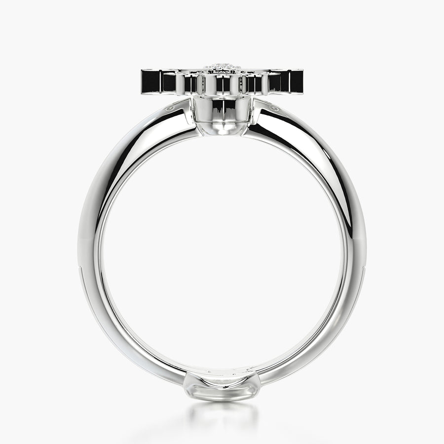 Classic TRing & Charm Hand