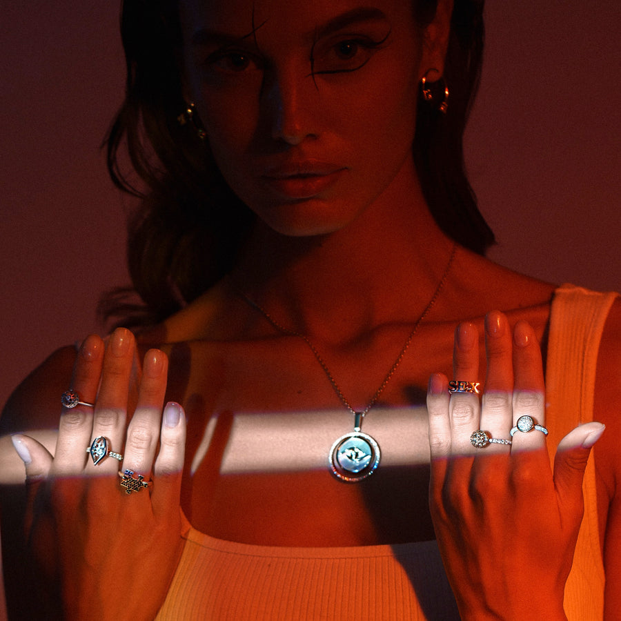 Classic TRing & Charm Dancing Diamond