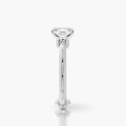 Classic TRing & Emerald Classic 1.0ct