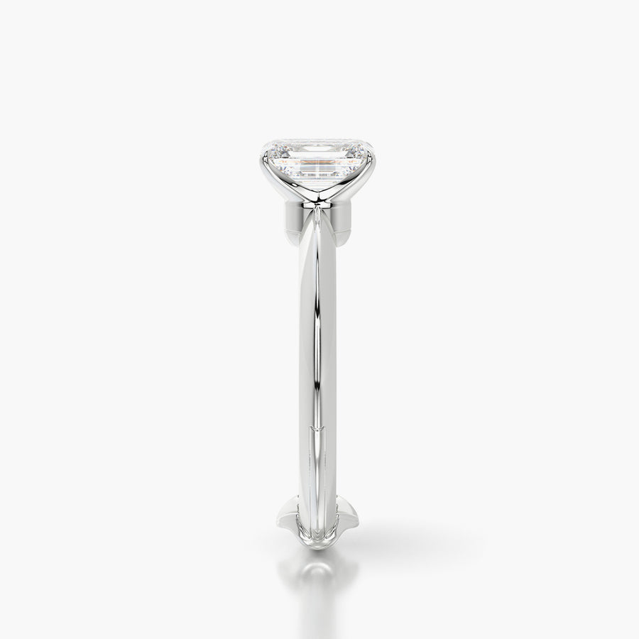 Classic TRing & Emerald Classic 1.0ct