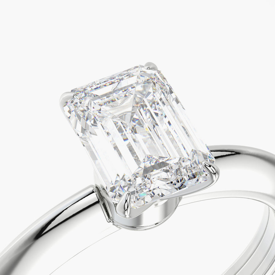 Classic TRing & Emerald Classic 1.0ct