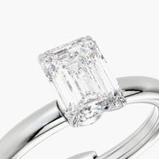 Rounded TRing & Emerald Classic 1.0ct