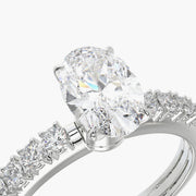 Side Stone TRing & Oval Classic 1.0ct