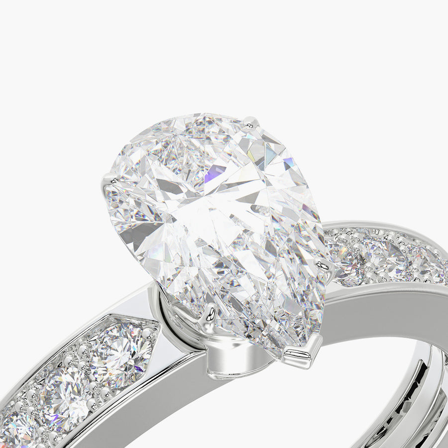 Channel Set TRing & Pear Fantasy 1.0ct