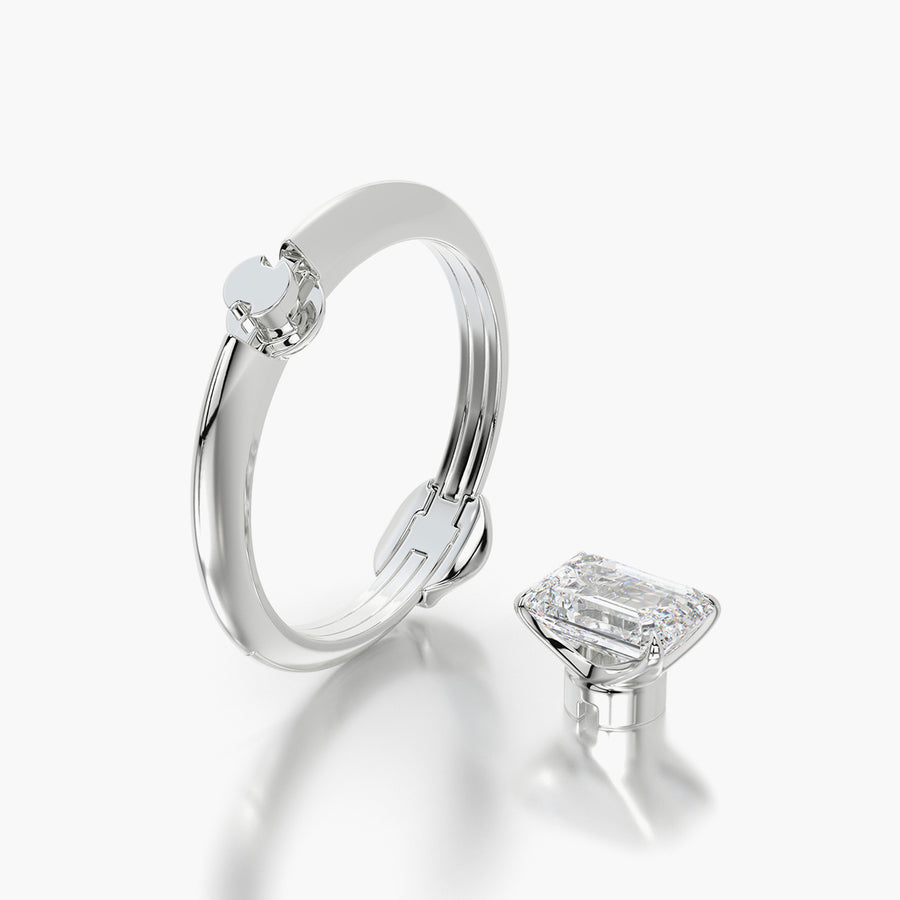 Classic TRing & Emerald Classic 1.0ct