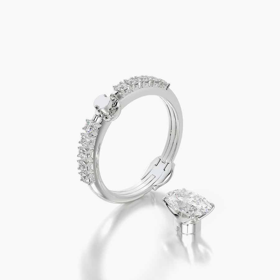 Side Stone TRing & Oval Classic 1.0ct